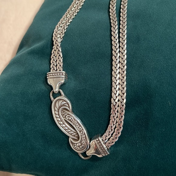 Amazing Silvertone Belt by Brighton - Picture 5 of 7